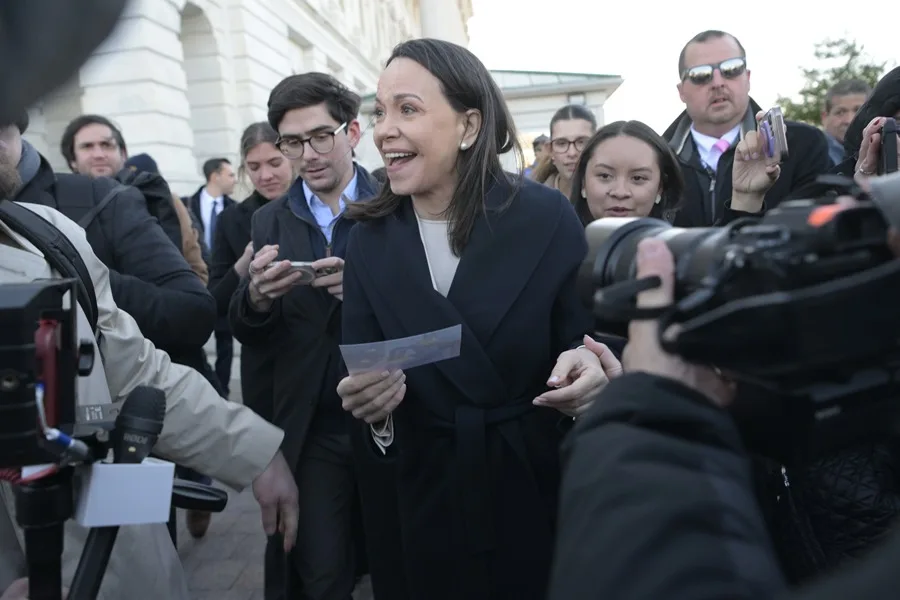 Trump afirma que María Corina Machado le dijo