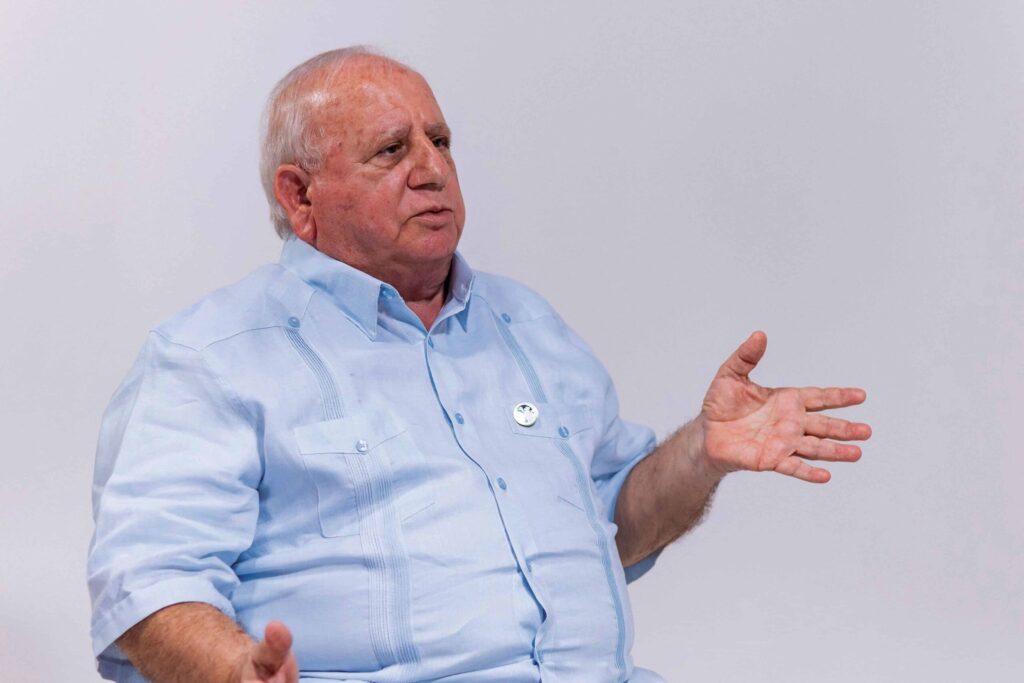 Dr. Fadul lamenta impedimentos para donar