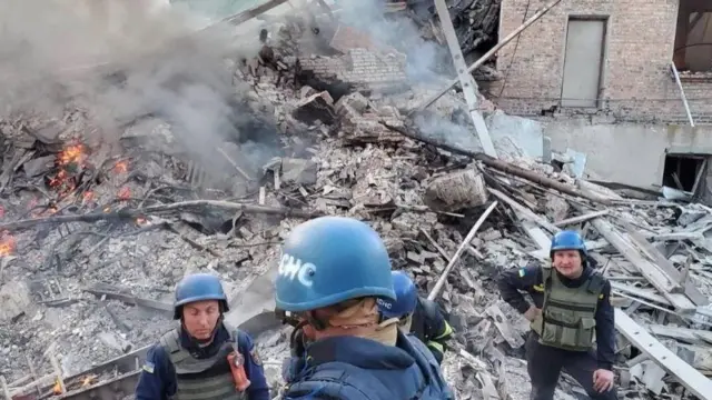 Rusia confirma al menos dos muertos y 32 heridos en un ataque ucraniano contra región rusa