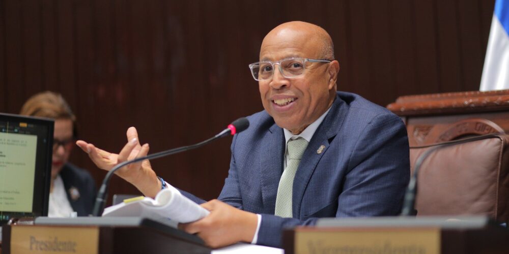 Diputados aprueban en primera discusión y a unanimidad proyecto de reforma laboral
