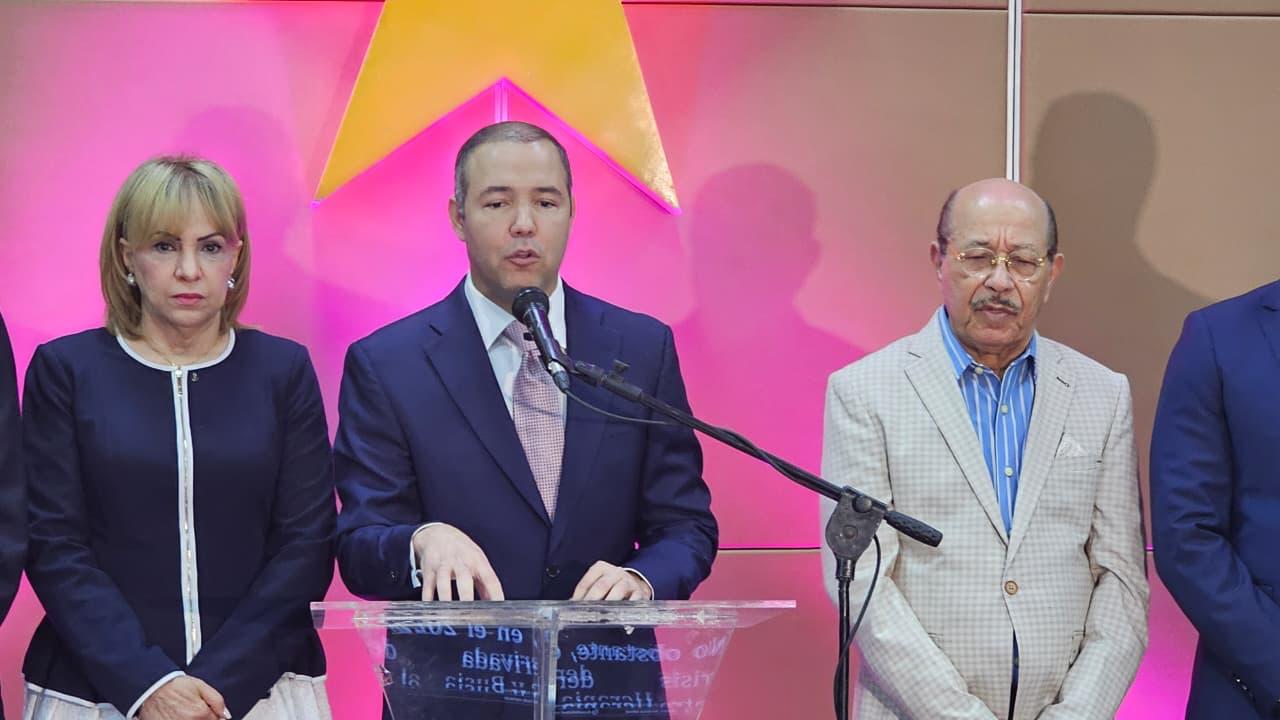 PLD sugiere plan de austeridad con reducción de nómina y control del gasto estatal para enfrentar crisis