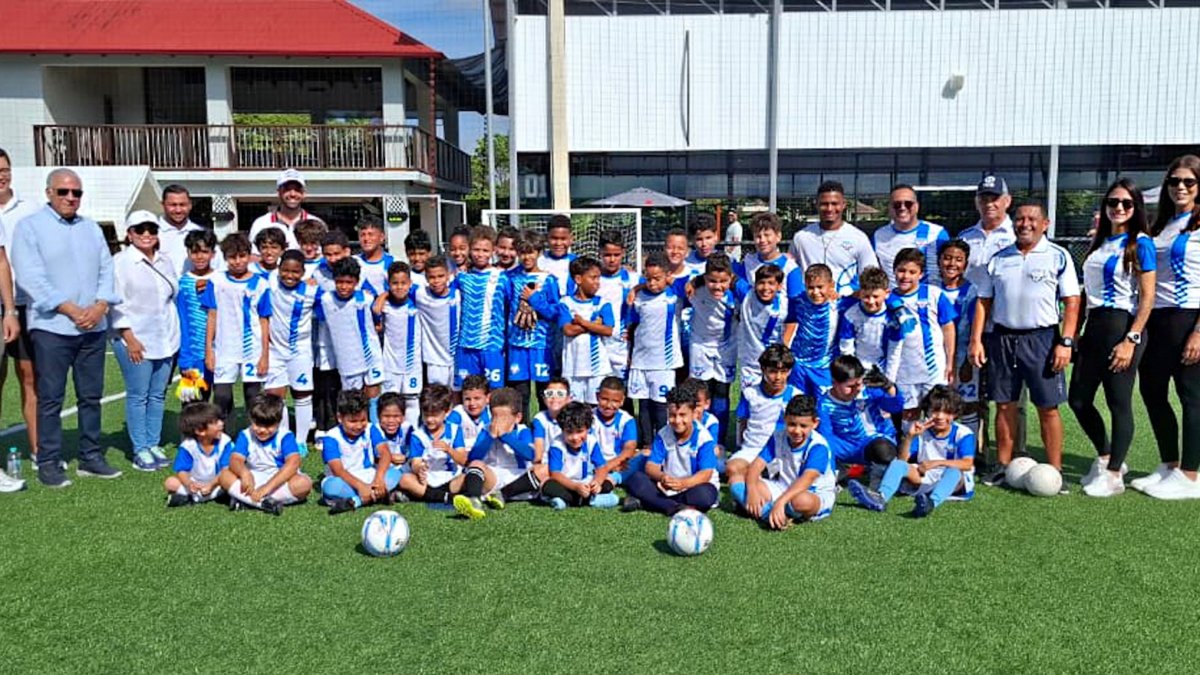 Inauguran escuela de fútbol Estancia Nueva Academia Cup