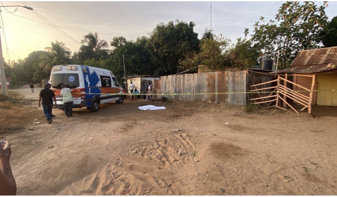 Tragedia en Montecristi: mujer fallece al recibir heridas de arma blanca; investigan a una hermana