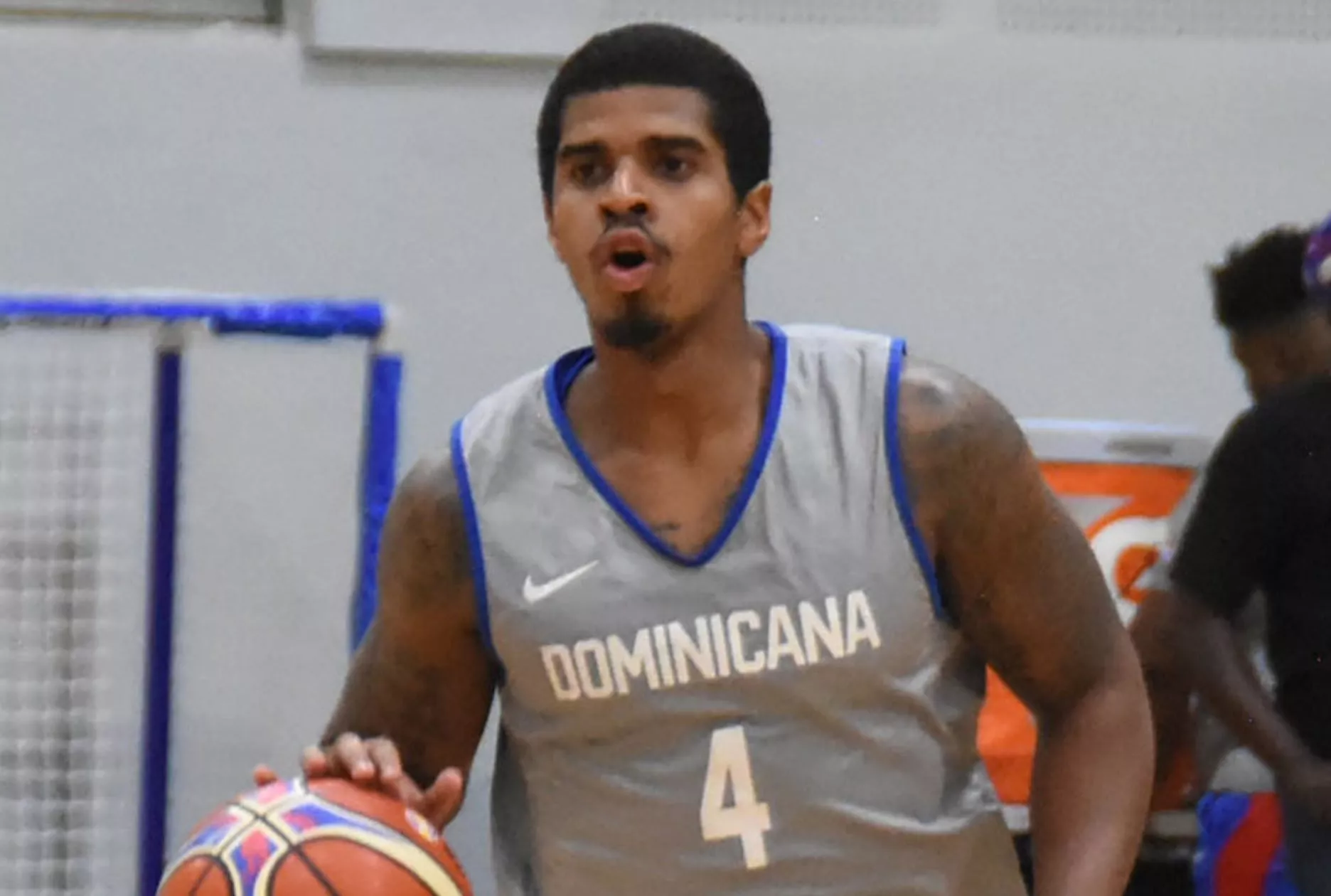 Edgar Sosa anuncia retiro del baloncesto