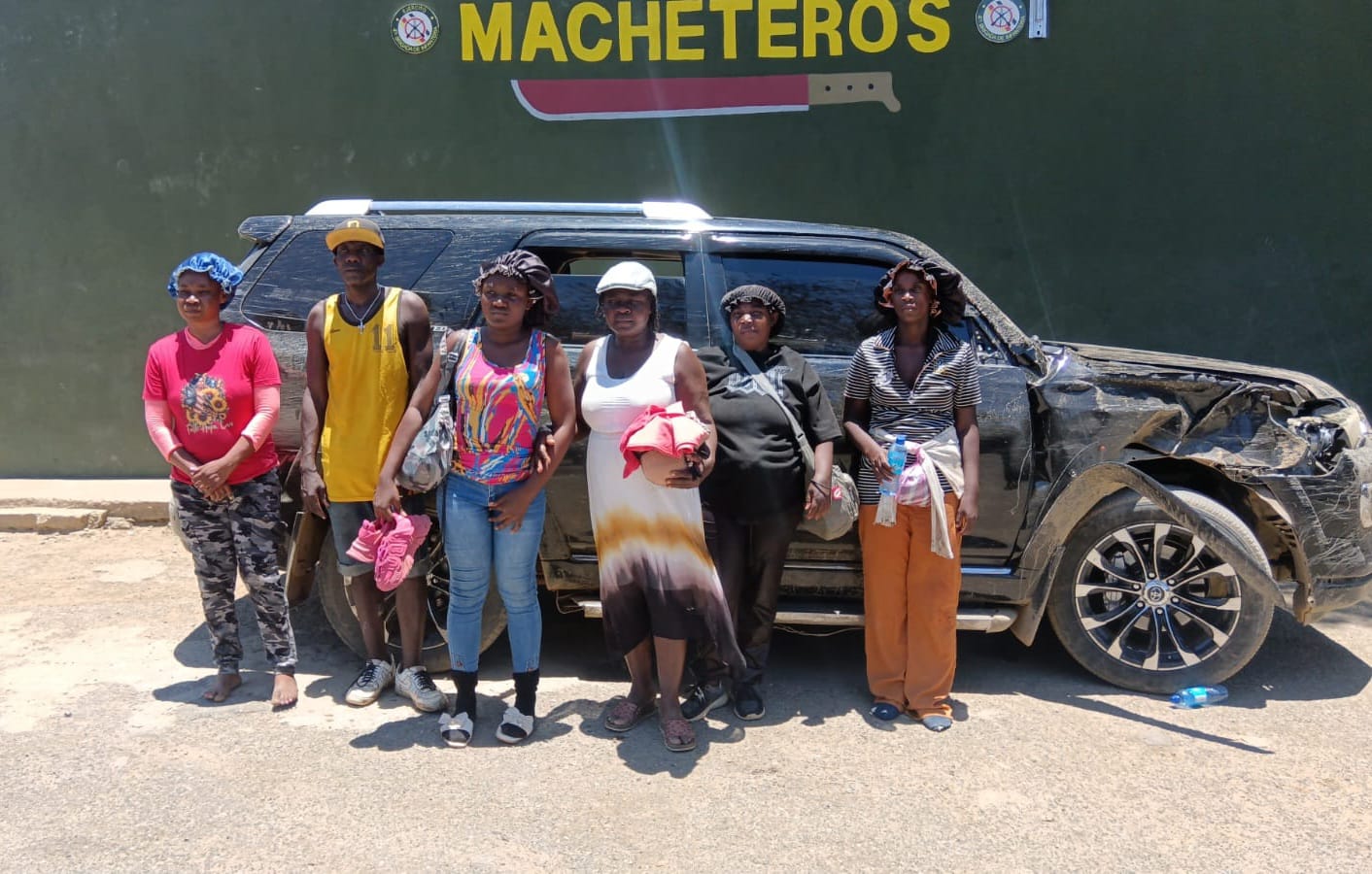 Ejército intercepta vehículos con 27 haitianos indocumentados en Valverde