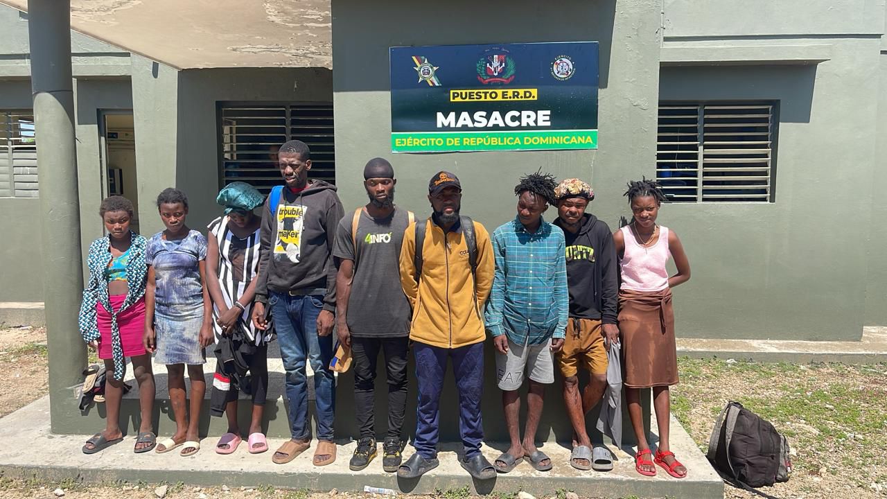 Detienen a 18 haitianos indocumentados durante operativos en Dajabón y Montecristi