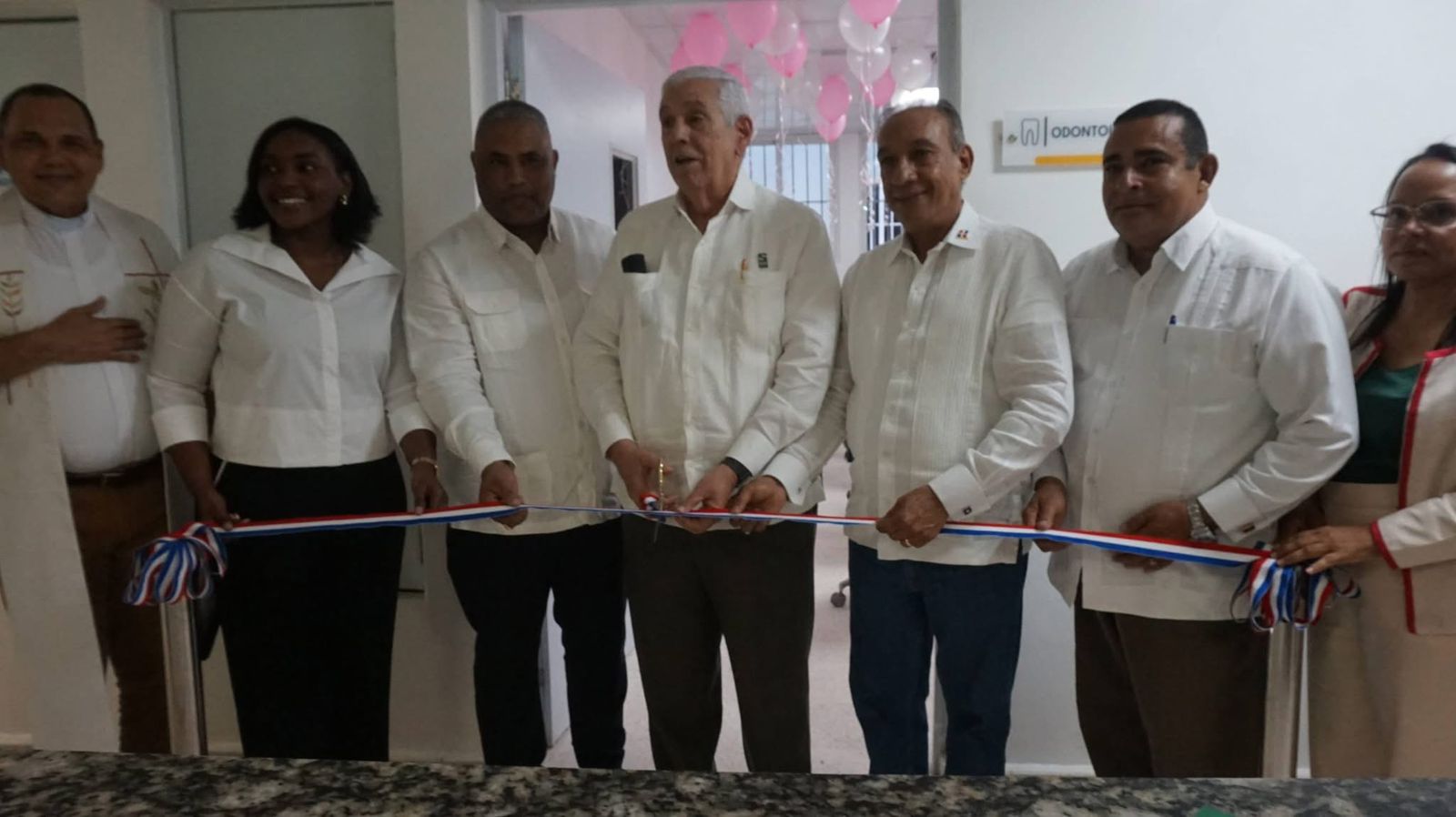 Inauguran moderna unidad odontológica en el Hospital Dr. Leopoldo Pou de Samaná