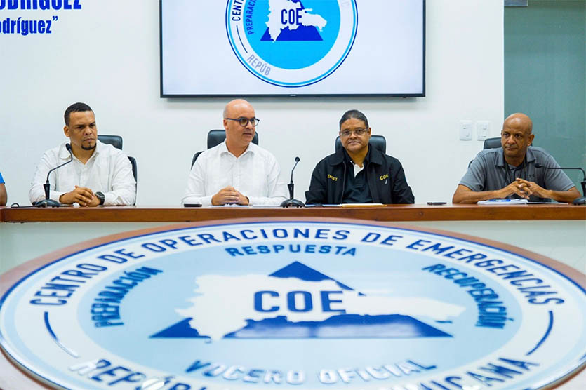 COE amplían a siete las provincias en alerta verde por vaguada