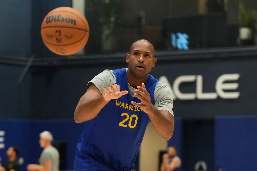 Al Horford dice que regresa a Warriors para su 20.ª temporada en la NBA