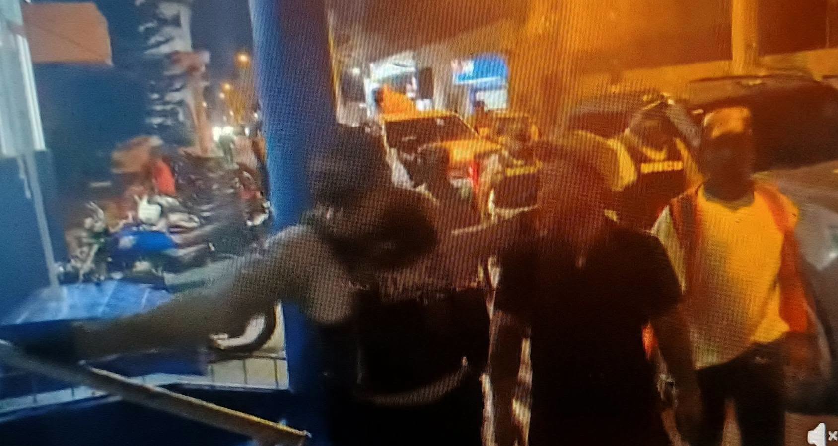 Realizan amplio operativo contra el microtráfico en sectores de Moca; decenas de personas detenidas