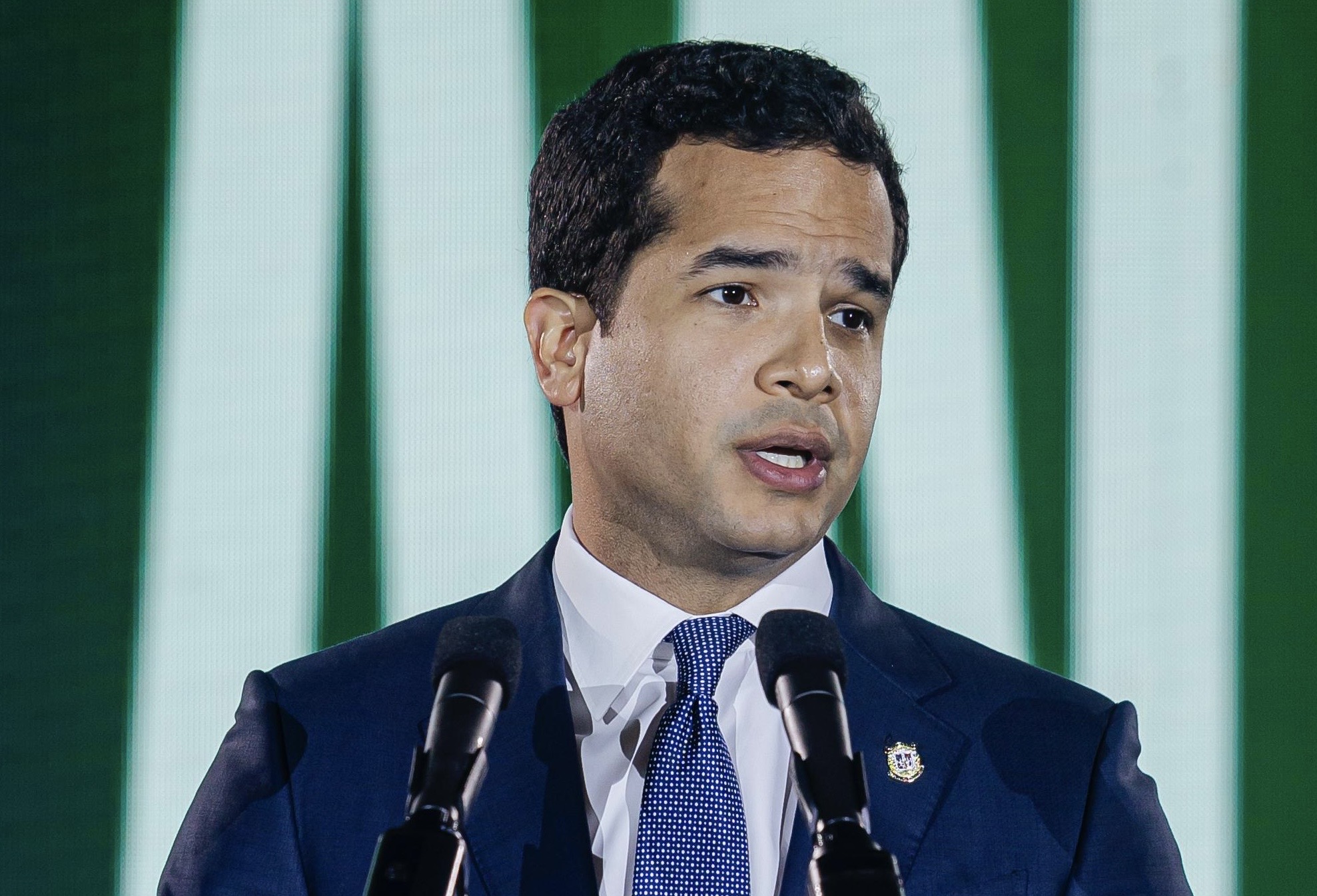Omar Fernández critica que el Gobierno aumente impuestos