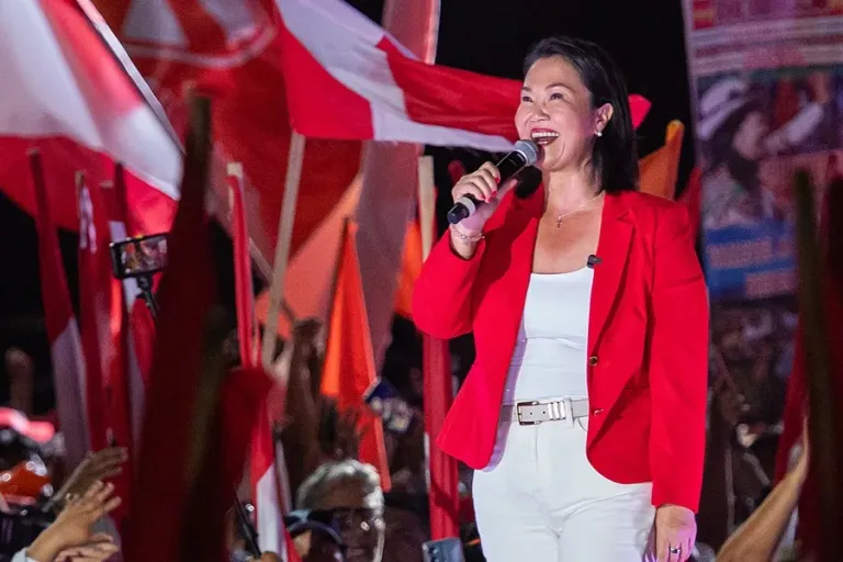 Fujimori será presidenta por 49,641