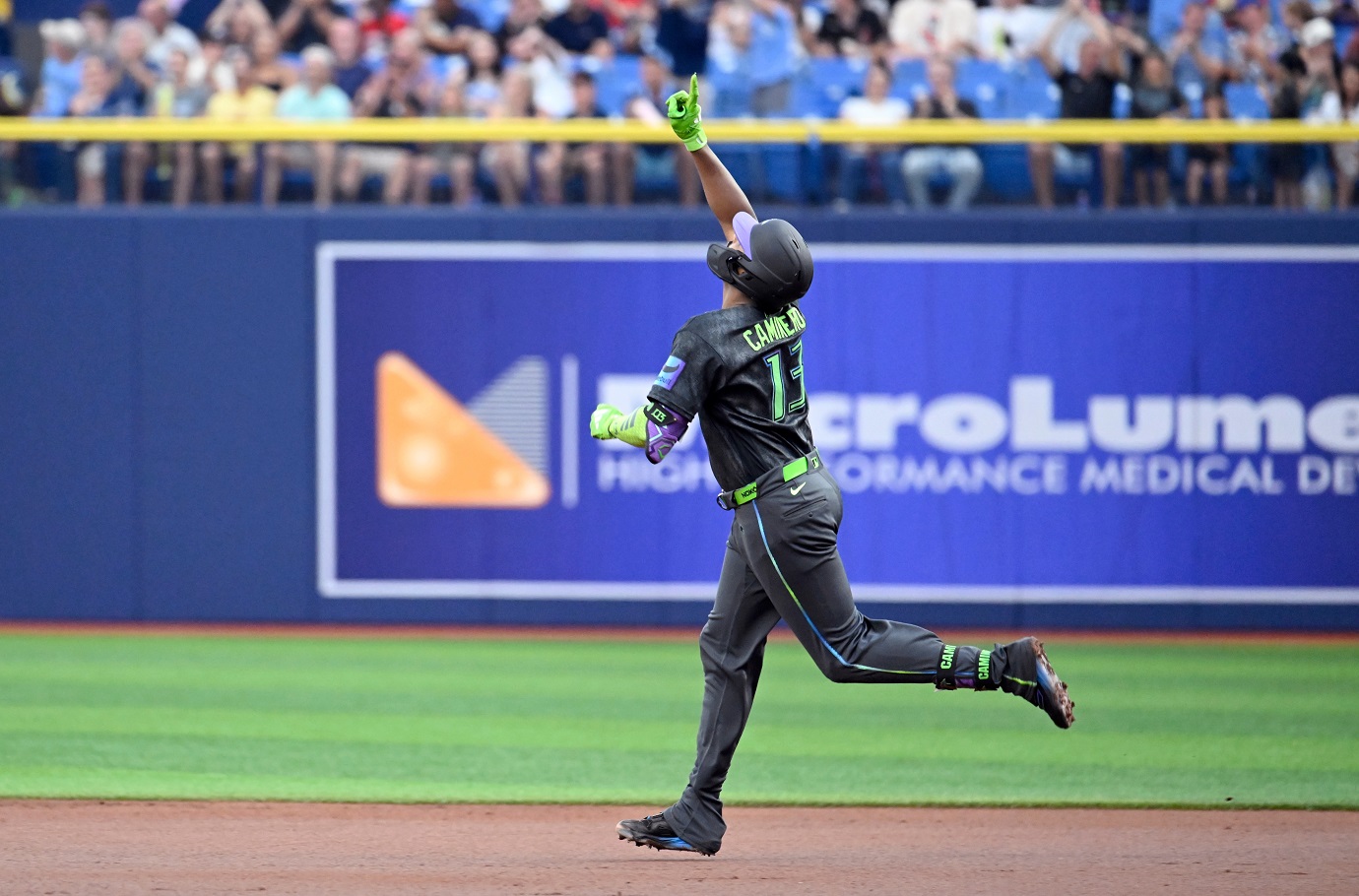 Junior Caminero sigue insoportable: hace historia con jonrón de 463 pies, el séptimo en seis juegos