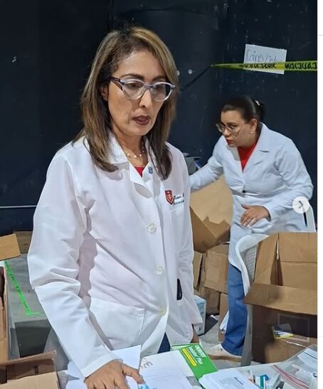 Profesionales farmacéuticos se integran al centro