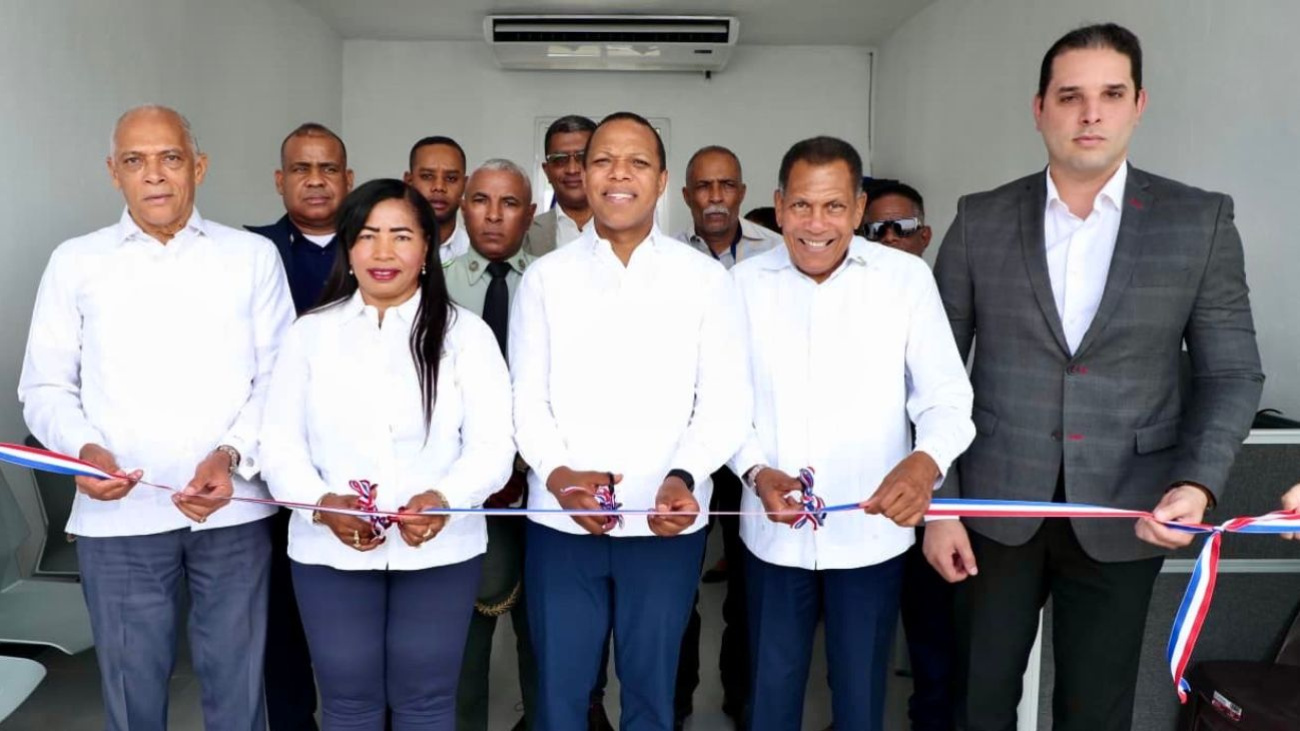 Intrant inaugura primera oficina de licencias en Jimaní