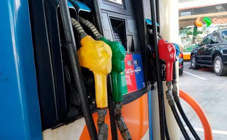 Gobierno RD aumenta otra vez precios de cuatro combustibles