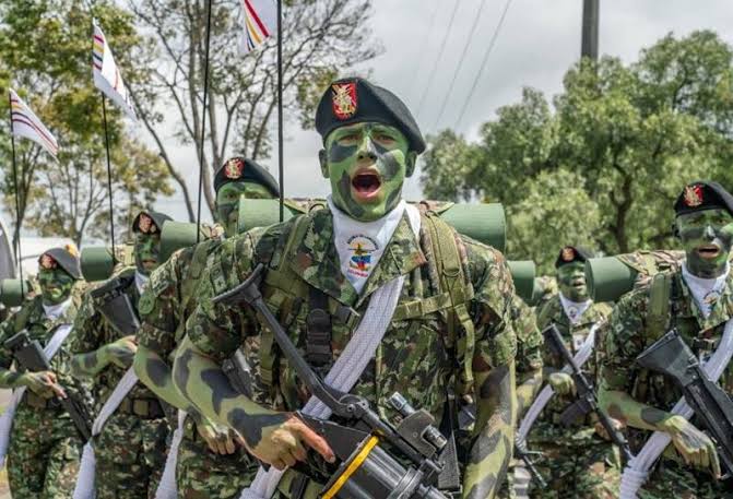 Colombia refuerza seguridad con despliegue militar y restricciones durante la segunda vuelta presidencial