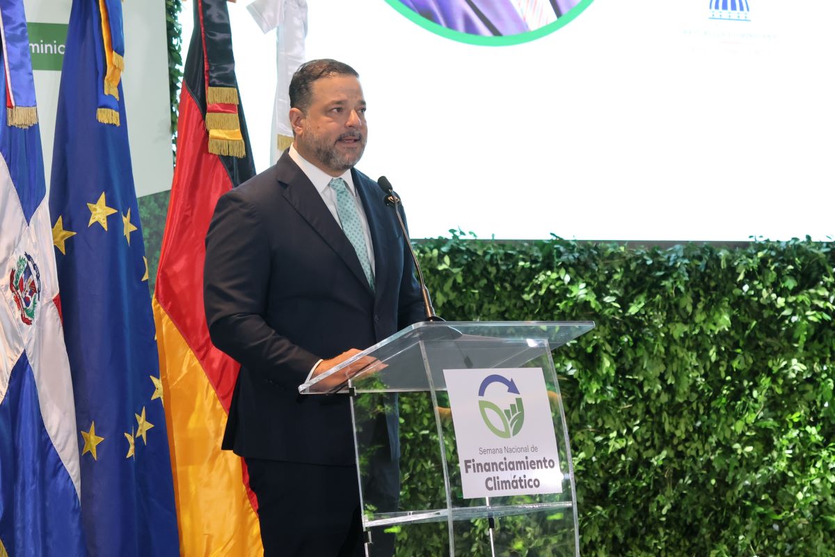 Ministro Paíno Henríquez: RD necesita US$23,000 millones para enfrentar el cambio climático