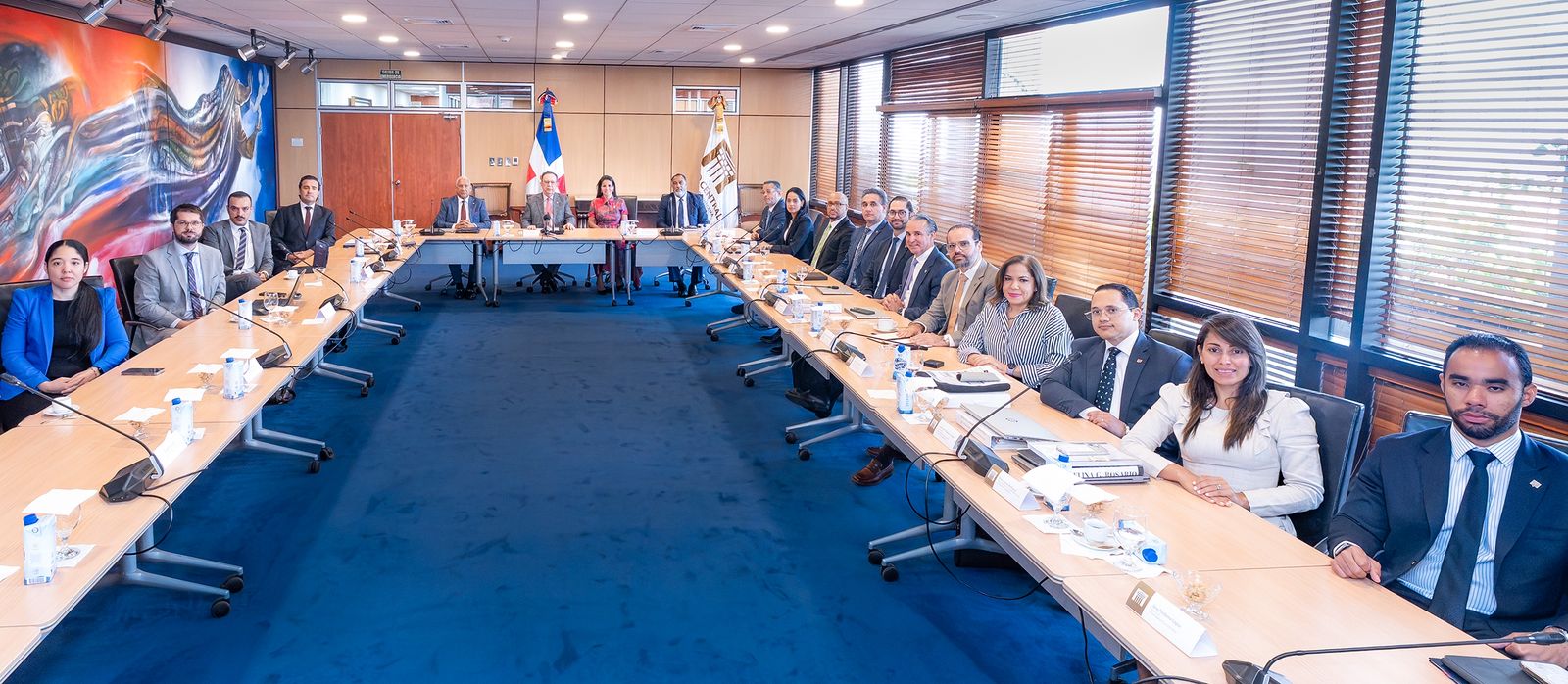 FMI estima un crecimiento en torno al 4% y una inflación dentro del rango meta al término de 2026 para RD