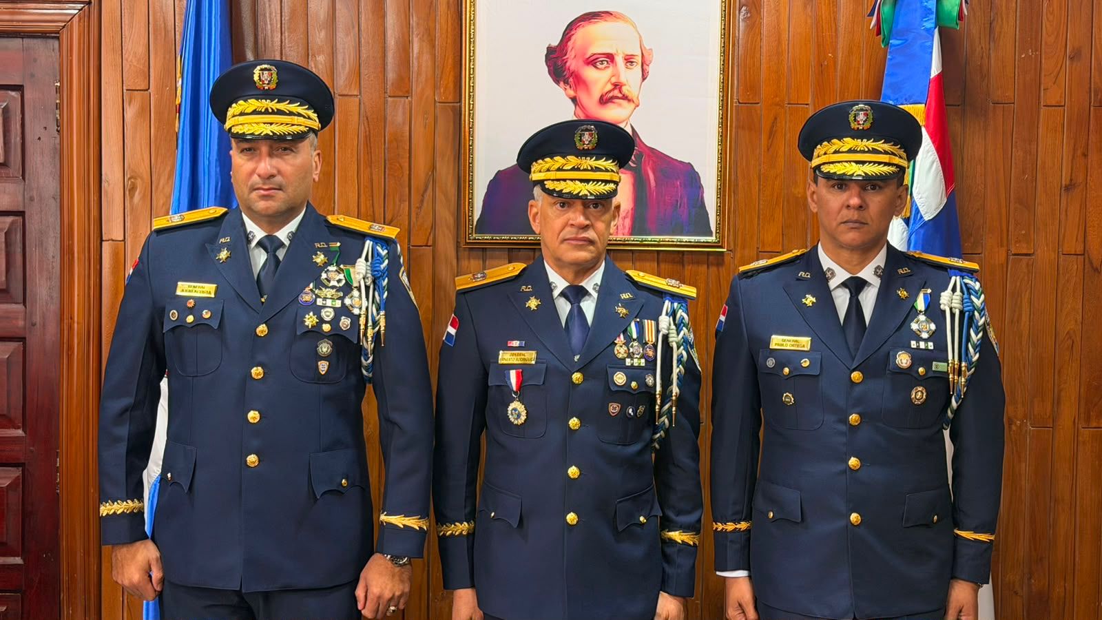 PN rota cuatro directores regionales para reforzar seguridad
