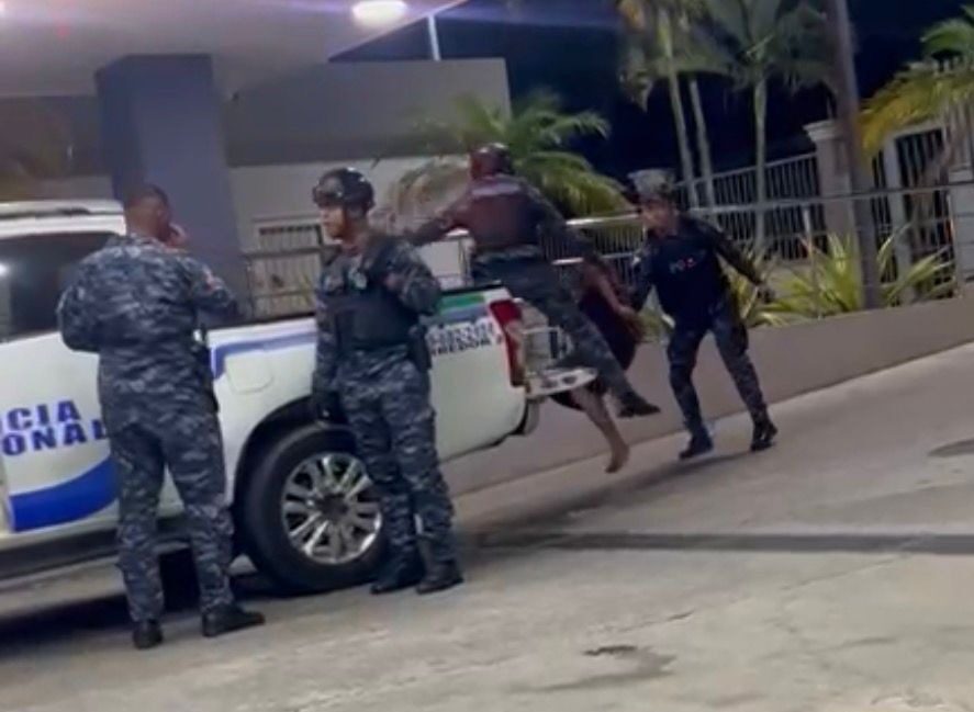 Denuncian incidente durante operativo policial en sector