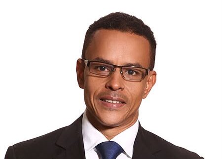 Andrés Comas Abreu lidera las simpatías para integrar MP
