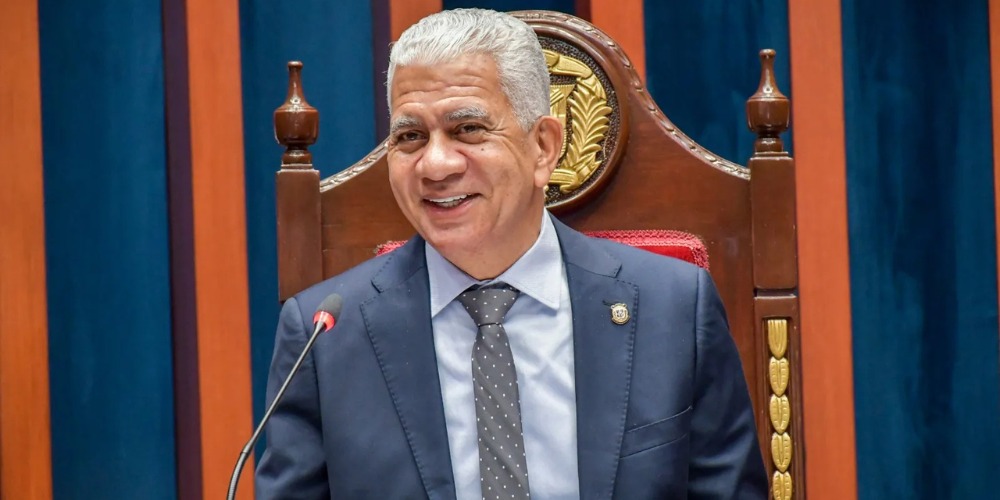 Ricardo de los Santos: “No se puede cambiar ni una coma”