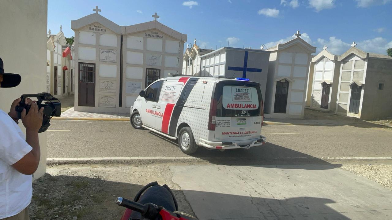 Investigan muerte de joven que habría ingerido sustancia tóxica en Santiago Oeste; su pareja fue detenida