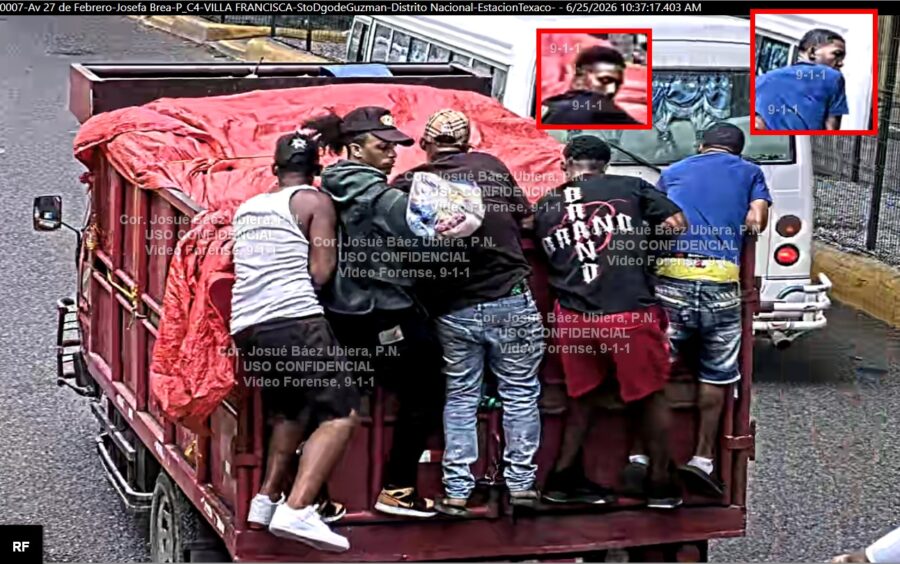 Policía apresa 7 hombres por asalto a camión del Plan Social