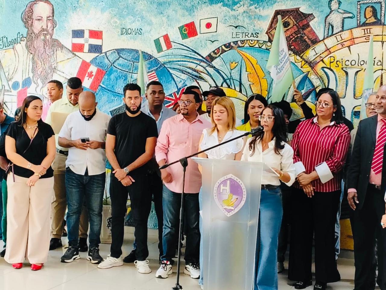 Respaldo estudiantil consolida triunfo Ana Jacqueline Ureña