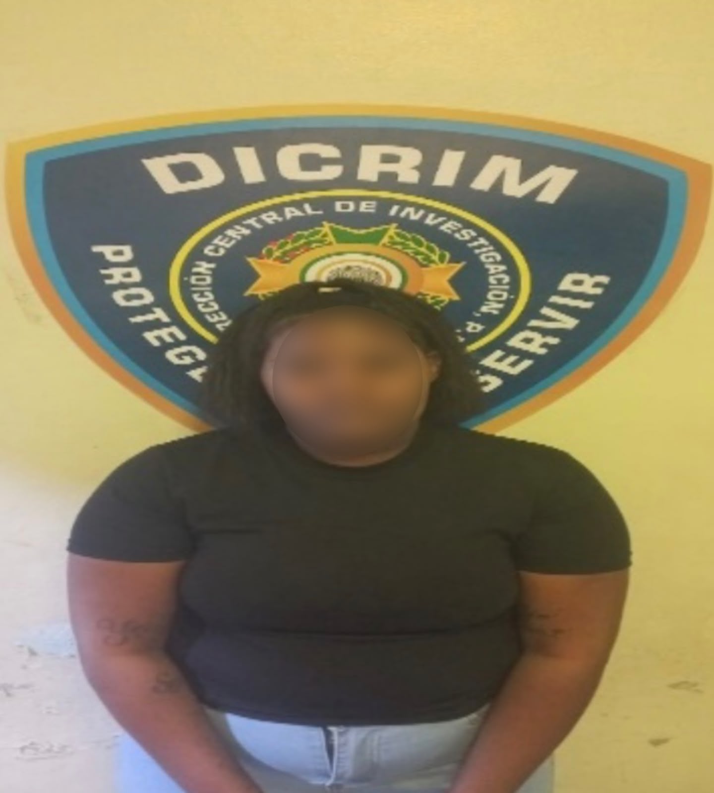 Mujer es arrestada en La Vega por orden judicial