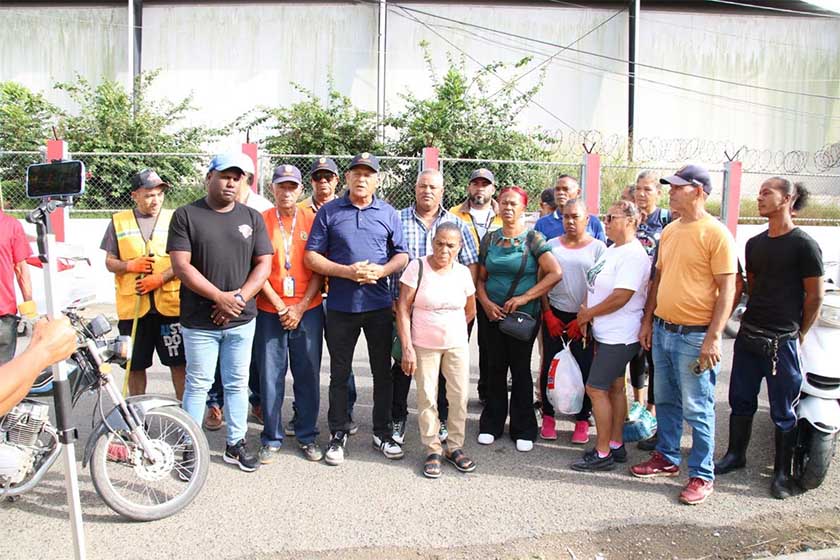 El Ayuntamiento de Moca continúa con los operativos “Barrio Limpio”