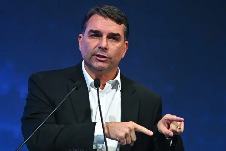 La cancillería de Brasil publica un inusual ataque