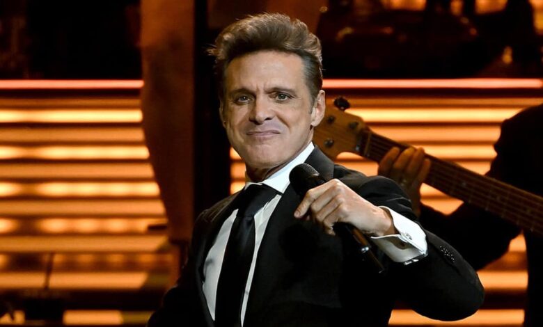 Reportan que Luis Miguel recibió el alta médica tras cirugía