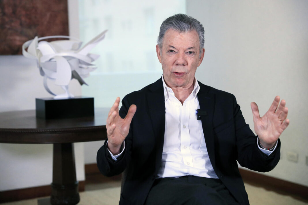 Expresidentes colombianos felicitan a De la Espriella