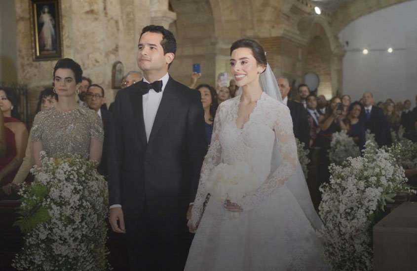 Omar Fernández y Alexia Rubio formalizan su unión ante la Iglesia