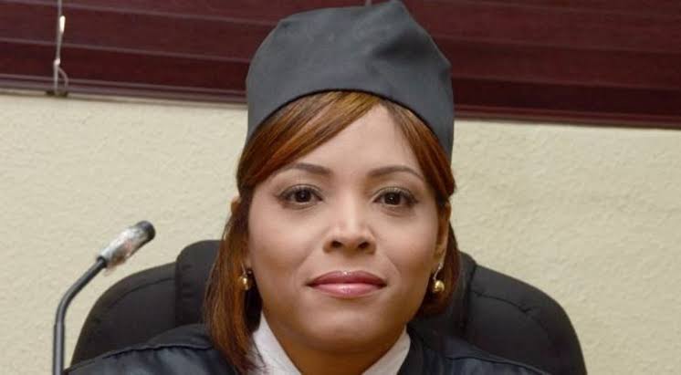 CARD califica de ilegal e inconstitucional la decisión de la jueza Patricia Padilla contra abogado