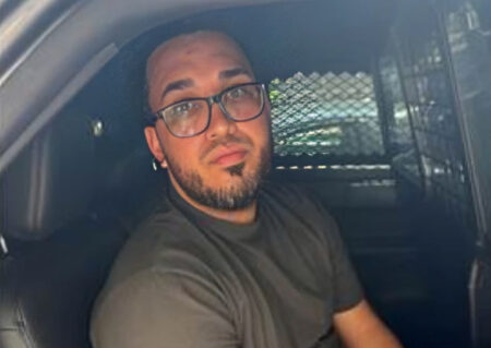 Agentes de ICE arrestan en Boston a dominicano imputado por delitos sexuales contra menores