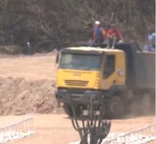 Construyen cementerio de emergencia tras devastadores