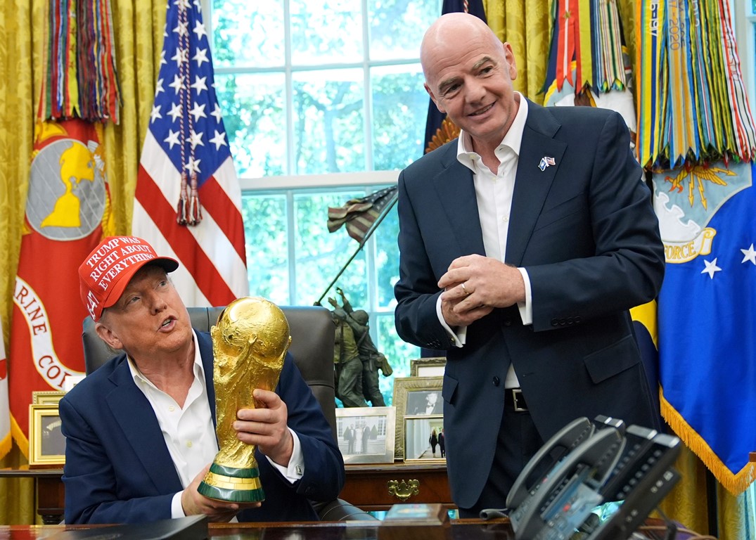 El escándalo por la tarjeta roja cuestiona integridad FIFA