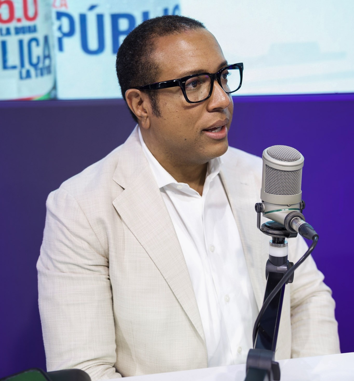 Eliseo Almánzar sobre Rafael Feliz: “Las decisiones de un gobierno no pueden ser porque le hagan un reportaje a una persona”