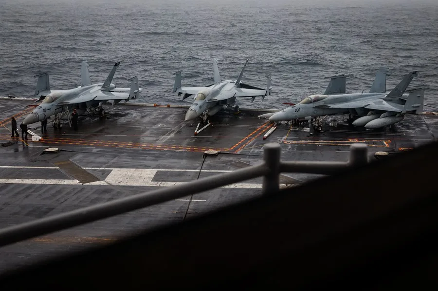 Al menos nueve militares iraníes mueren en los ataques
