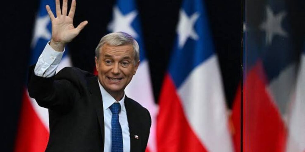 Kast celebra aprobación de megarreforma económica: «Abre una nueva etapa para Chile»