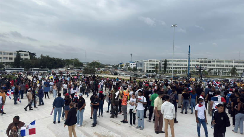 La Plaza de la Bandera escenario nuevamente de protestas ciudadanas
