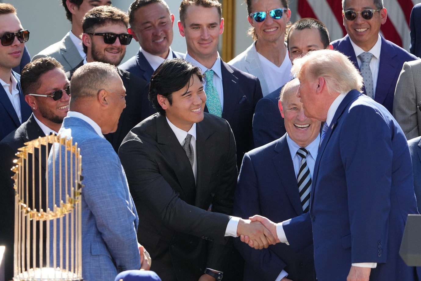 Donald Trump recibe a los Dodgers, campeones de la Serie Mundial, en la Casa Blanca