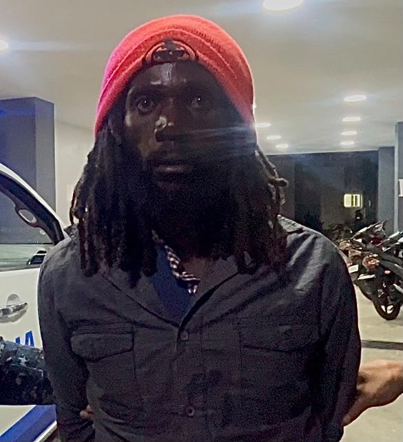 Detienen a haitiano acusado de incendiar siete viviendas