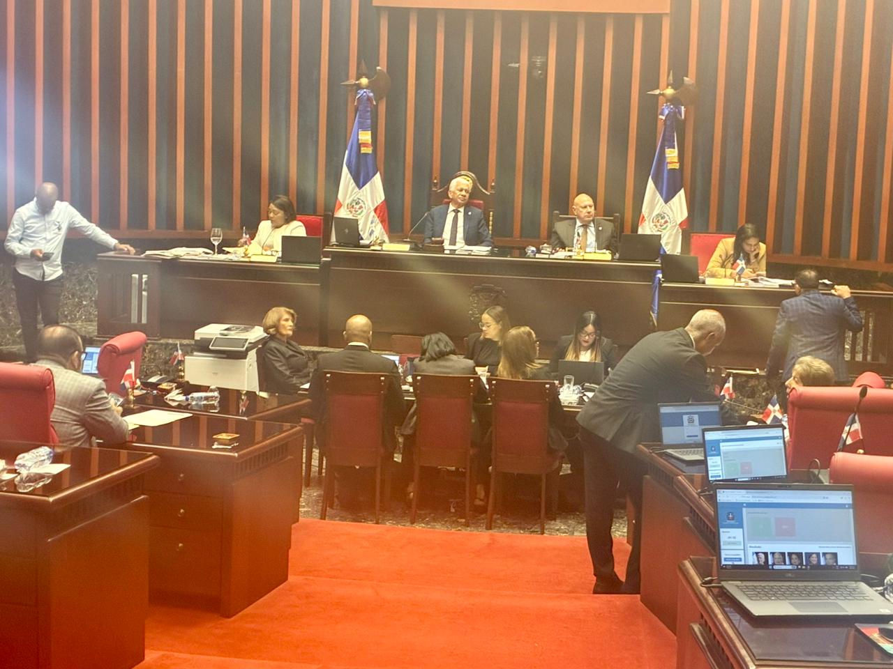 Buscan incentivar la contratación de trabajadores