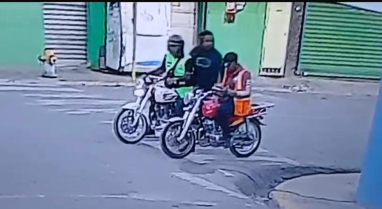 Motoconchista denuncia que delincuente le roba motocicleta y pertenencias en Santiago