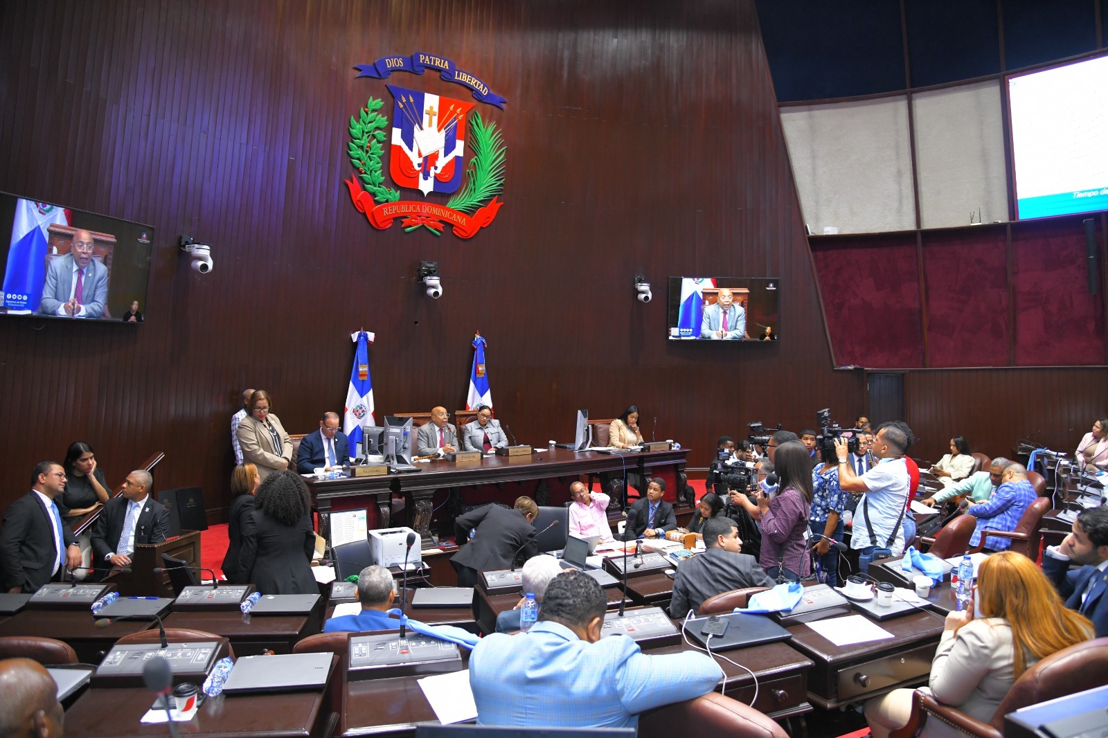De difamación a hostigamiento: las principales modificaciones al Código Penal aprobadas por Diputados