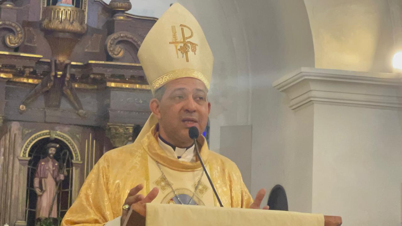 Arzobispo Morel: «La violencia no se detendrá con un Código Penal»